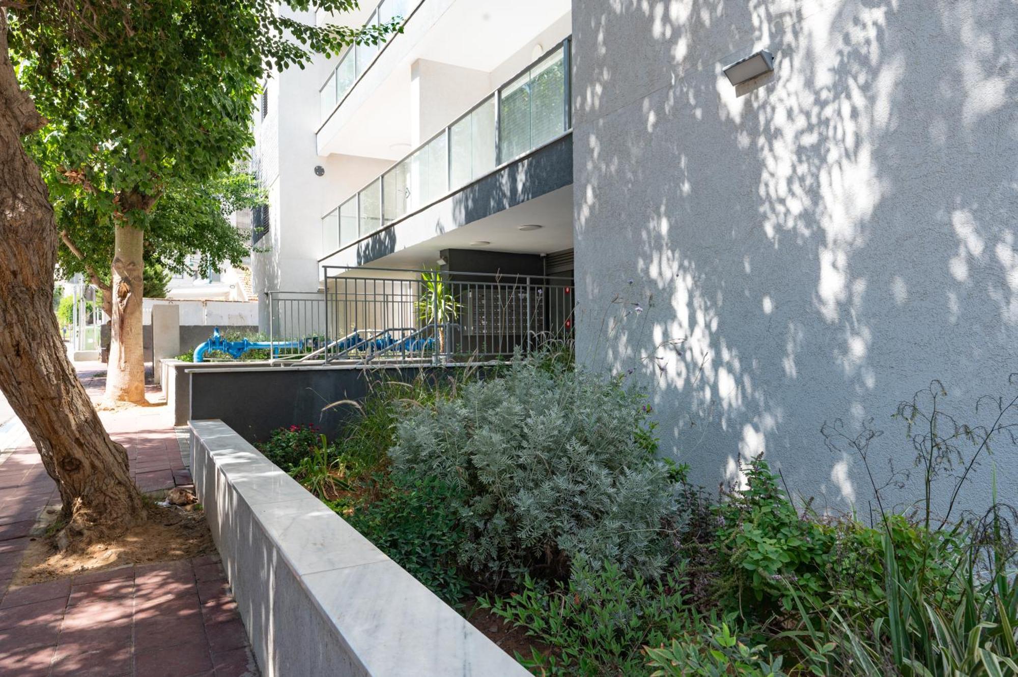 Family Apartment By Israpart Ramat Gan Eksteriør bilde